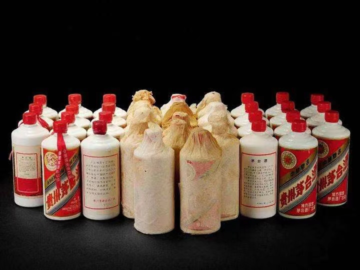 献县老酒回收上门哪里回收(附近上门回收茅台酒）?